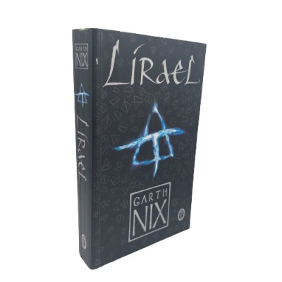 Lirael : córka Clayrów